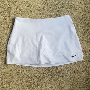 White dry-fit nike skort!